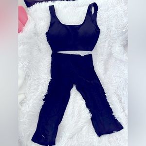 🆕 Everyday Stretch Fit Top and Leggings Set NWOT
